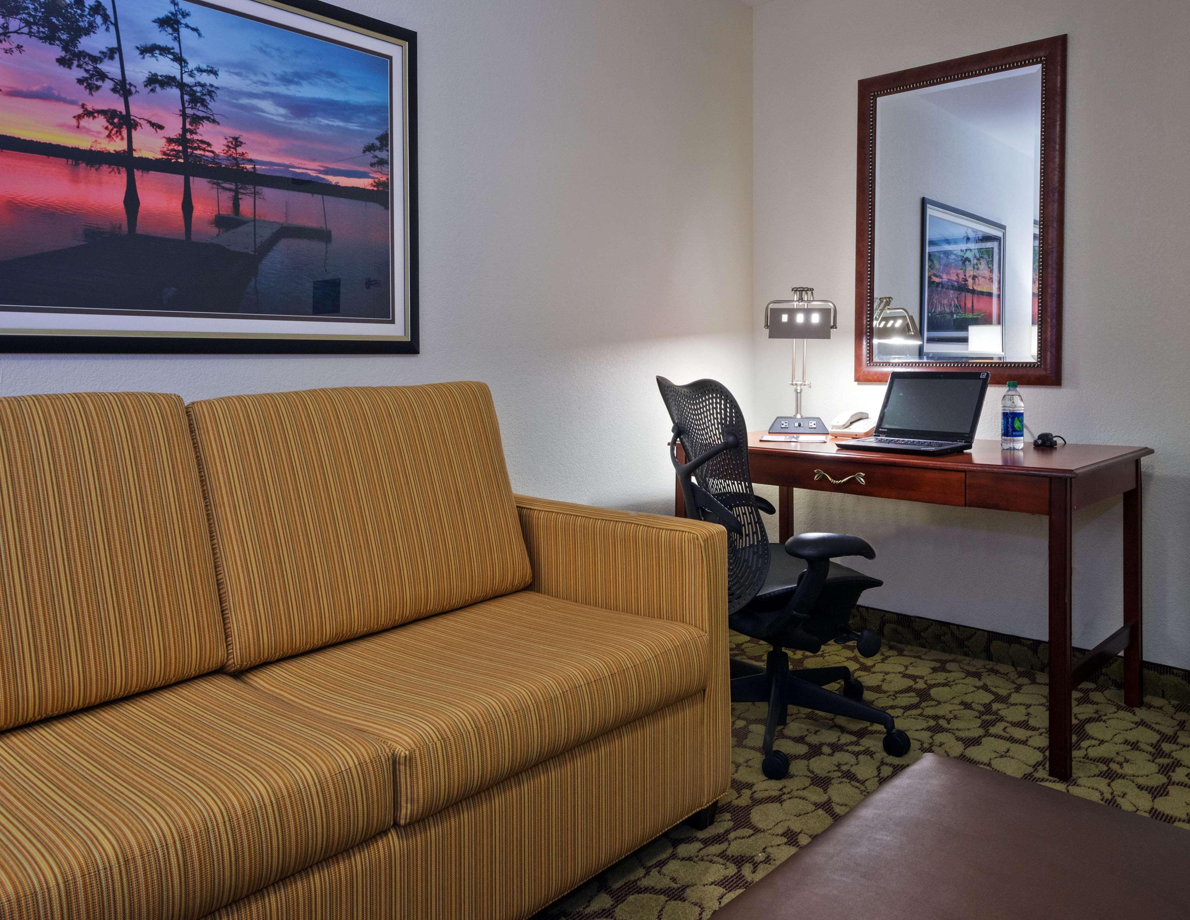 Hilton Garden Inn Lafayette/Cajundome Room photo